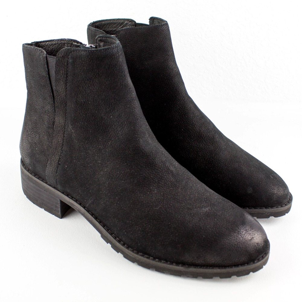 Caslon Ollie Water Resistant Nubuck Leather Ankle Boots Womens SIZE 6.5